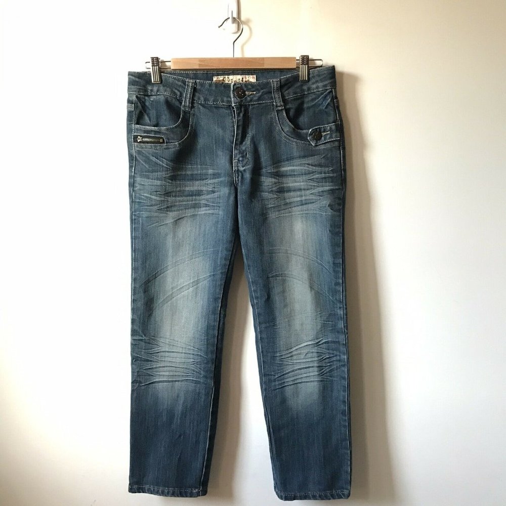 Mid rise‎ Crop Bootcut Medium Wash Jeans Size 31